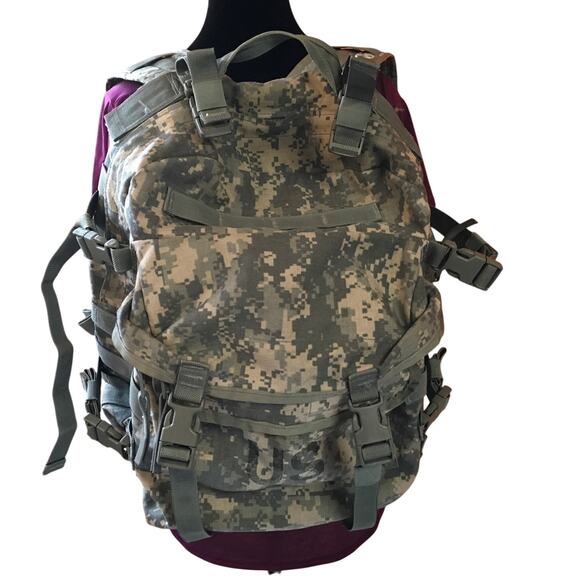 USGI Molle II Assault 3 day Backpack ACU Camo Tactical Survival Rucksack Bag - Picture 1 of 11